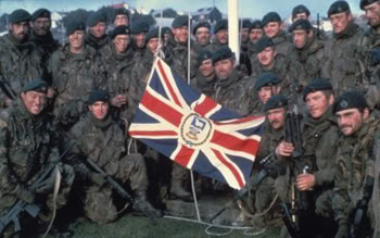 FALKLANDS: GUERRA E FALSITA’
