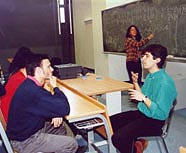 UNA GENERAZIONE DI SMEMORATI CREATA DA INSEGNANTI E PEDAGOGISTI
