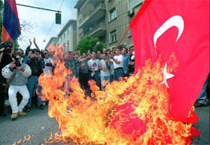 PIANI PER DISTRUGGERE LA TURCHIA