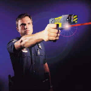 MORTO E VISSUTO DI SHOCK: L'EPISODIO DEL TASER A VANCOUVER