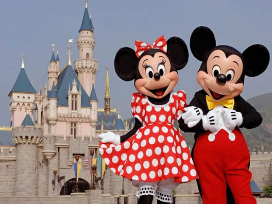 PROPAGANDA DI GUERRA: DISNEYLAND ARRIVA NELL'IRAQ DEVASTATO DALLA GUERRA