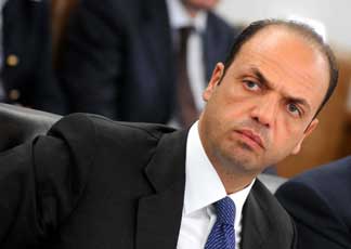 LO STRANO CASO DEL DOTTOR ALPHAN E DI MR.GHERD