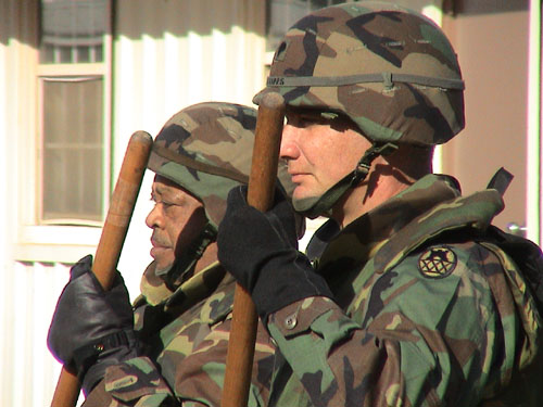 LA MILITARIZZAZIONE DEL TERRITORIO NORD AMERICANO ALLA VIGILIA DELLE ELEZIONI