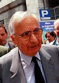 A FUTURA MEMORIA: LO STATO DELL' ”OPPOSIZIONE”