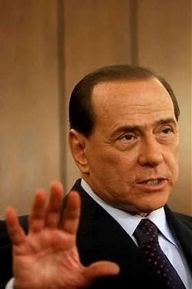 I PIANI SEGRETI DI BERLUSCONI