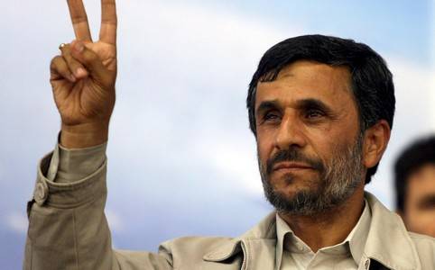 MA AHMADINEJAD HA RAGIONE: L'IRAN DELLA POVERA GENTE E' CON LUI