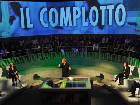 CHI SONO I “COMPLOTTISTI”? - LE TRAME TRUFFALDINE E CHI LE SMASCHERA
