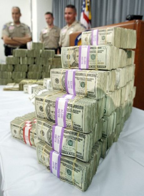 I SOLDI DEL NARCOTRAFFICO SALVARONO LE BANCHE DURANTE LA CRISI MONDIALE