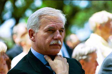 CFR, UN MEMBRO DELLA COMMISSIONE TRILATERALE PER SOSTIUIRE IL POLACCO KACZYNSKI?