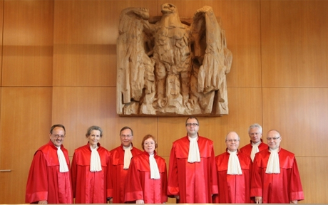 UN CAPPIO LEGALE AL COLLO DELL’UNIONE MONETARIA EUROPEA