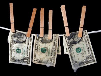 UNA COMPONENTE ESSENZIALE DEL SISTEMA BANCARIO E FINANZIARIO MONDIALE