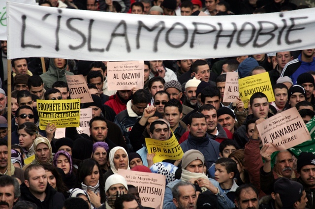 CAPIRE L ’ISLAMOFOBIA (NEL CONTESTO DELLA CRISI SISTEMICA GLOBALE)