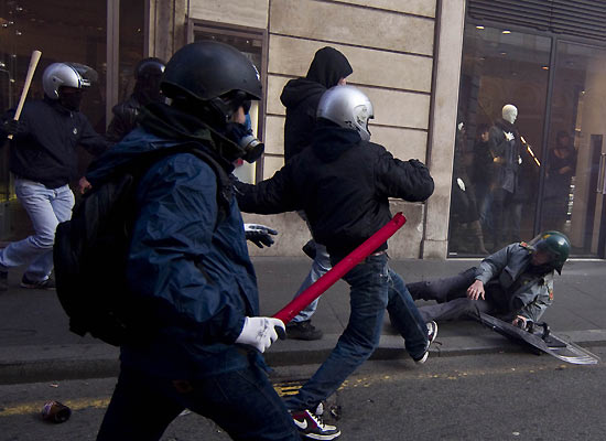 COME COSTRUIRE UNA RIVOLUZIONE CHE NON CADA A PEZZI IN DUE GIORNI