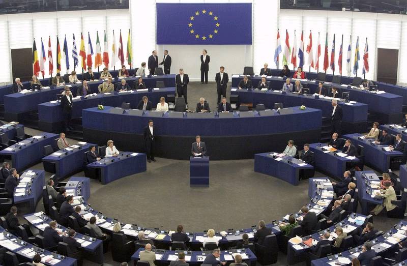 IL PATTO (SUICIDA) PER L’EURO