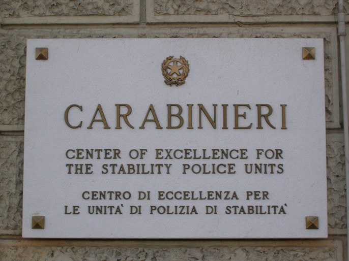 GENDARMERIE UE. ANZI, USA