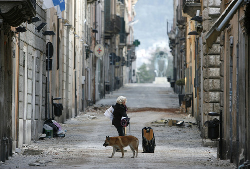 DIMENTICANDO L'AQUILA