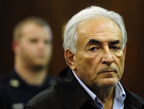 OBAMA, LA GUERRA FINANZIARIA E L’ELIMINAZIONE DI DSK