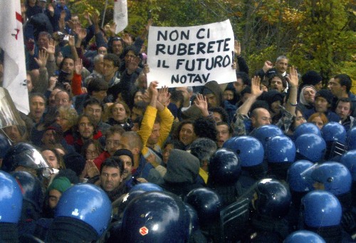 FLOP AD ALTA VELOCIT. I NUMERI CHE NESSUNO VUOLE SENTIRSI DIRE