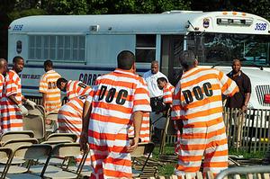 IL PENTAGONO E IL LAVORO SCHIAVISTICO NELLE CARCERI USA