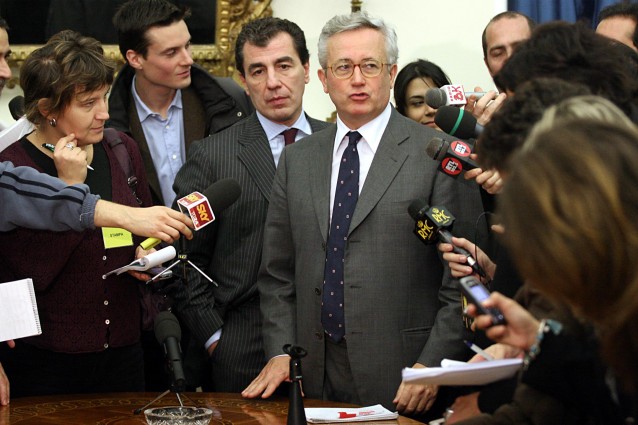 TREMONTI E I CRETINI