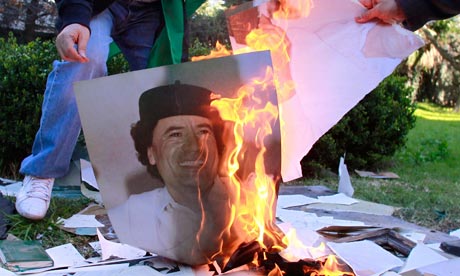 LIBIA: RIPOSA IN PACE… ORA SEI IN MANO AI ROTHSCHILDS