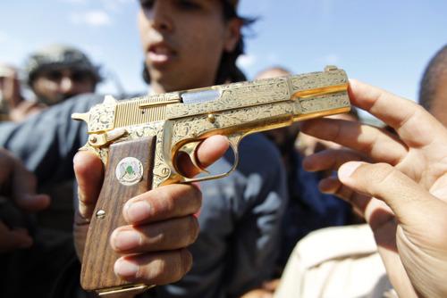 QUEL KILLER DI LAS VEGAS ARRIVATO DA UNA BASE IN SICILIA