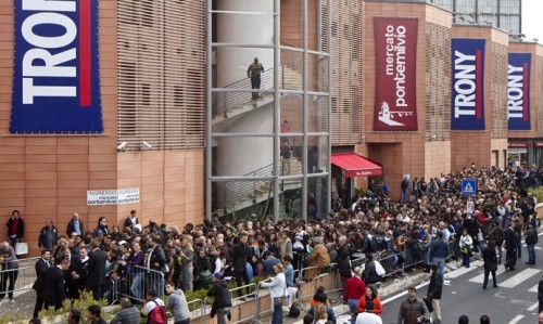 RISTORANTI PIENI ? MACCHE'...GLI ITALIANI SONO IN FILA DA TRONY