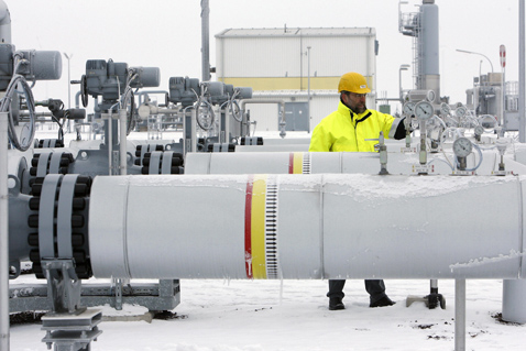 ENERGIA: COSTI E DIPENDENZE, COME RISOLVERE IL PROBLEMA E CREARE OCCUPAZIONE
