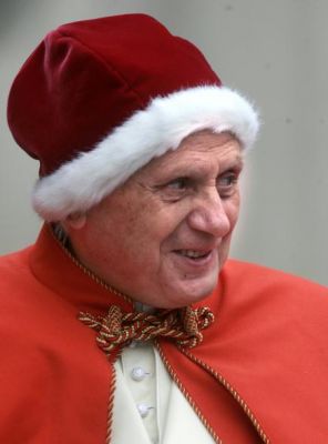 COMPLOTTO CONTRO BENEDETTO XVI ENTRO 12 MESI MORIRA'