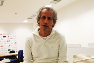 AFFOSSATI MA CONSAPEVOLI: INTERVISTA A PAOLO BARNARD
