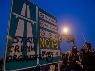 LA GUERRA DEI DUE MONDI