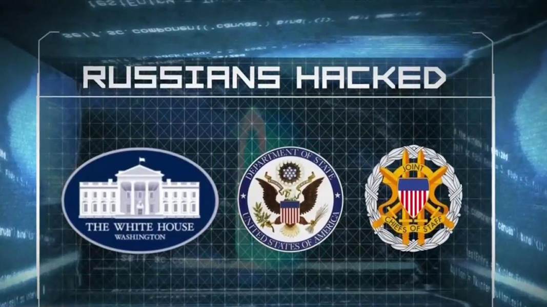 La favola dell'attacco hacker russo si rivela una totale bufala mediatica...le email provengono da un insider di Bernie Sanders