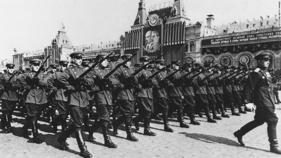 Stanno arrivando i russi (Deprimente visione di fine anno delle relazioni USA-Russia)
