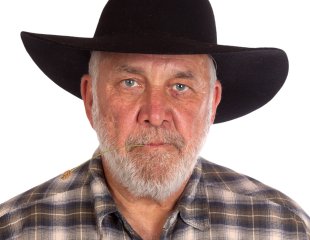Uno sguardo dall'Interno: La Nera Rigidità dell'America Contadina (Nel profondo rosso dell'America bianca, il Dio Cristiano Bianco è Re)