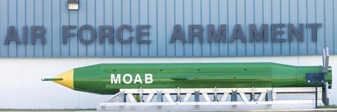 Usa Bomber ( Altro che ritiro: Trump lancia in Afghanistan la madre di tutte le bombe)