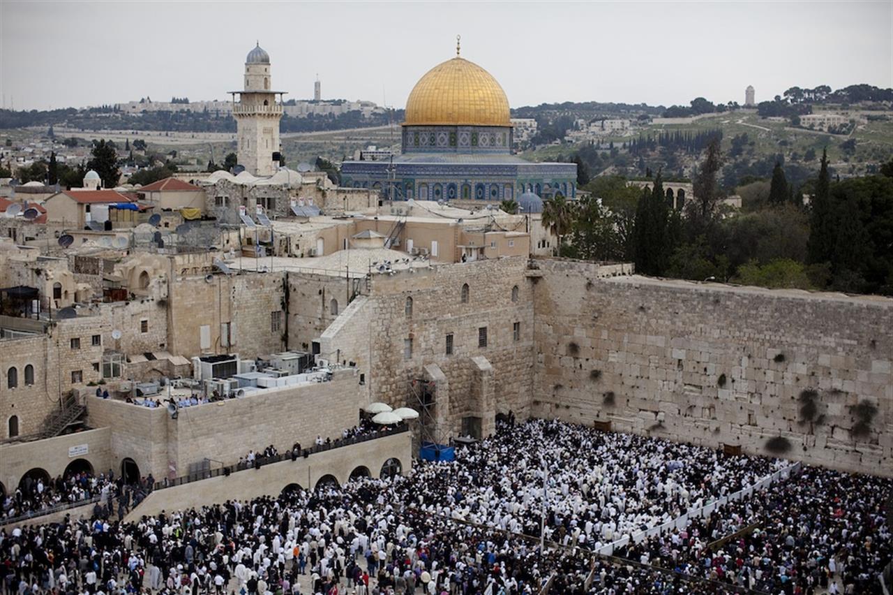 Israele ha appena ricevuto un enorme Regalo dalla Russia. Da che parte sta?