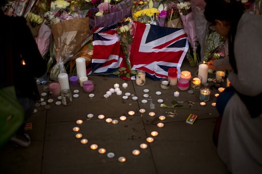Manchester e i numeri. Retail terrorism. Candeline