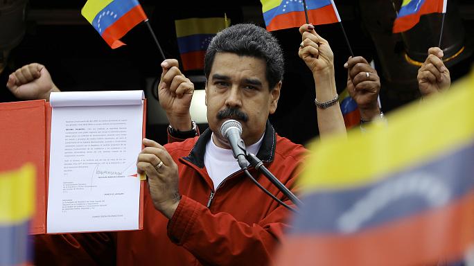 C'é dittatore e dittatore: Maduro é brutto, Al-Sisi é bello