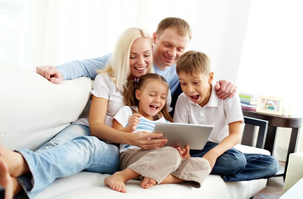 UNA BELLA FAMIGLIA DI MERDA