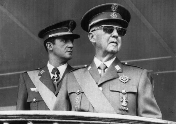 La Catalogna in rivolta dentro un’Europa incapace. E con il fantasma di Franco