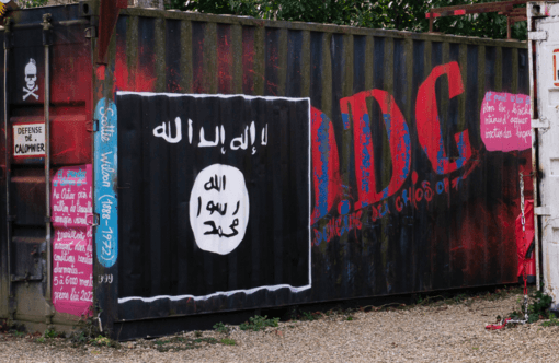 Gli errori delle armi intelligenti: Vittime civili dei bombardamenti aerei "di precisione" in Iraq ed in Siria