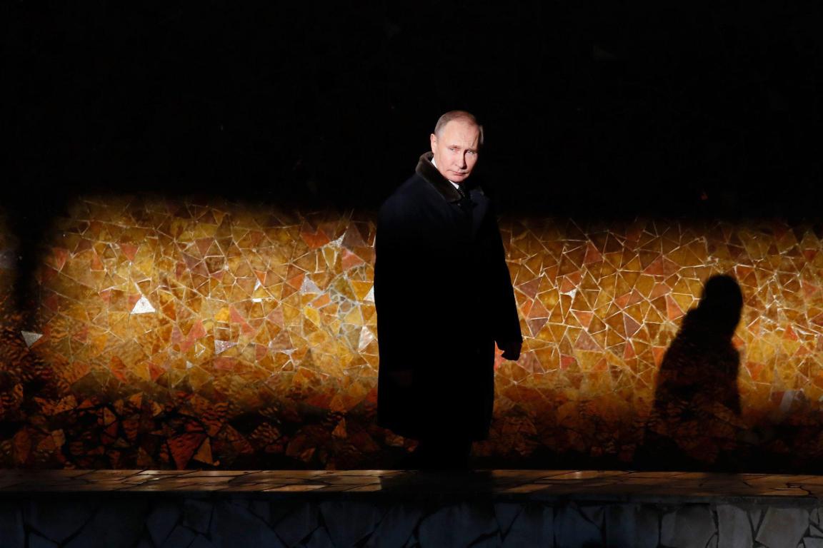 Il New York Times pubblica un articolo in cui ci si domanda: “Putin è un agente della Cia?”