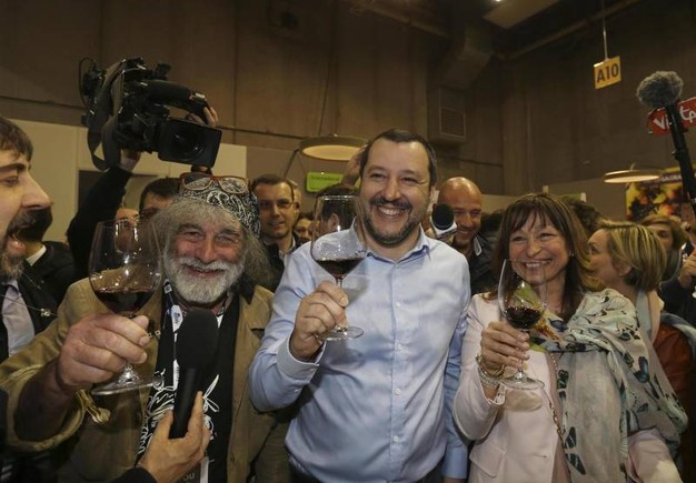 Si rivoti con una coalizione preelettorale Lega-5S-FdI