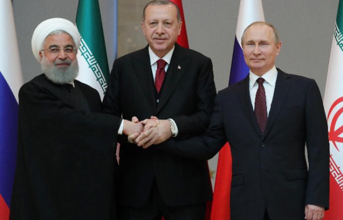 Iran, Turchia e Russia pianificano il futuro della Siria senza gli Stati Uniti?