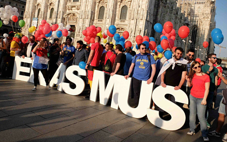 Erasmus, precarietà e sradicamento. La nuova leva obbligatoria