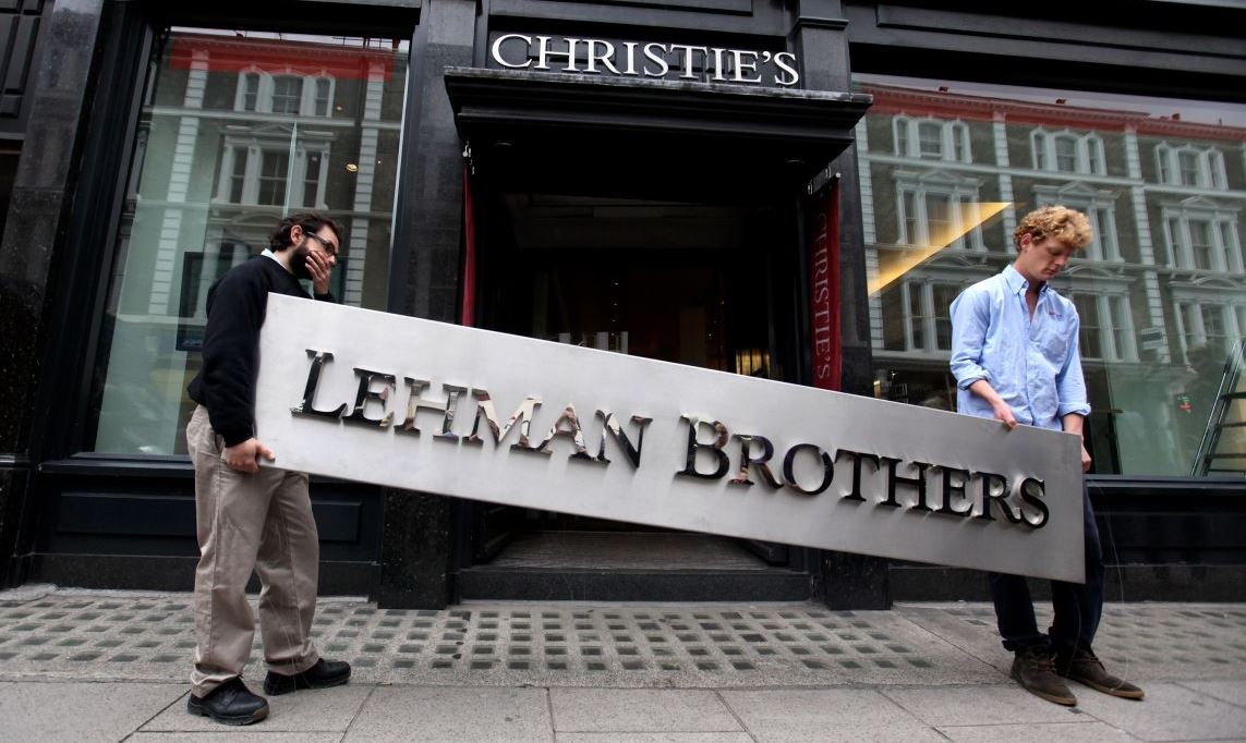 Un cupo anniversario - il decennale dell'inizio della crisi finanziaria globale