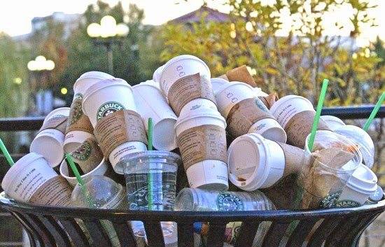 “Starbucks senza filtro: la verità sulla catena di caffè che domina il mondo”