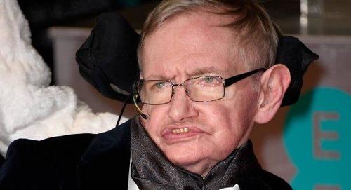L'ultima previsione di Hawking: Una Razza di Superumani artificiali conquisterà il Mondo