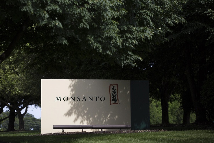Monsanto-Bayer passa alla modificazione genica di frutta ed altro