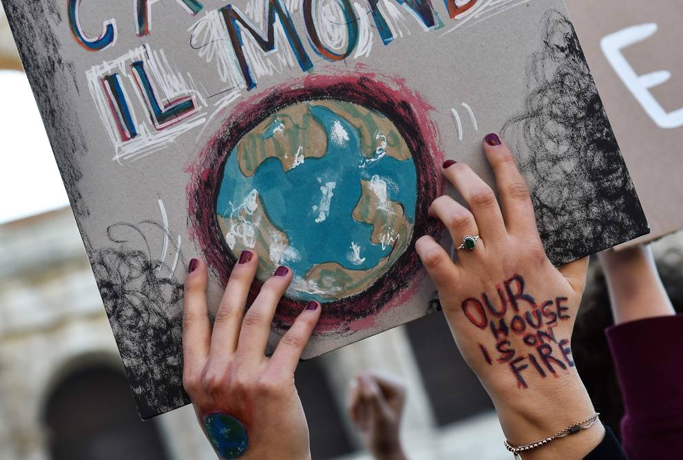 Il mondo - e il 5G - nascosto dai ragazzini...15 MARZO: kolossal della mistificazione, deresponsabilizzazione, distrazione